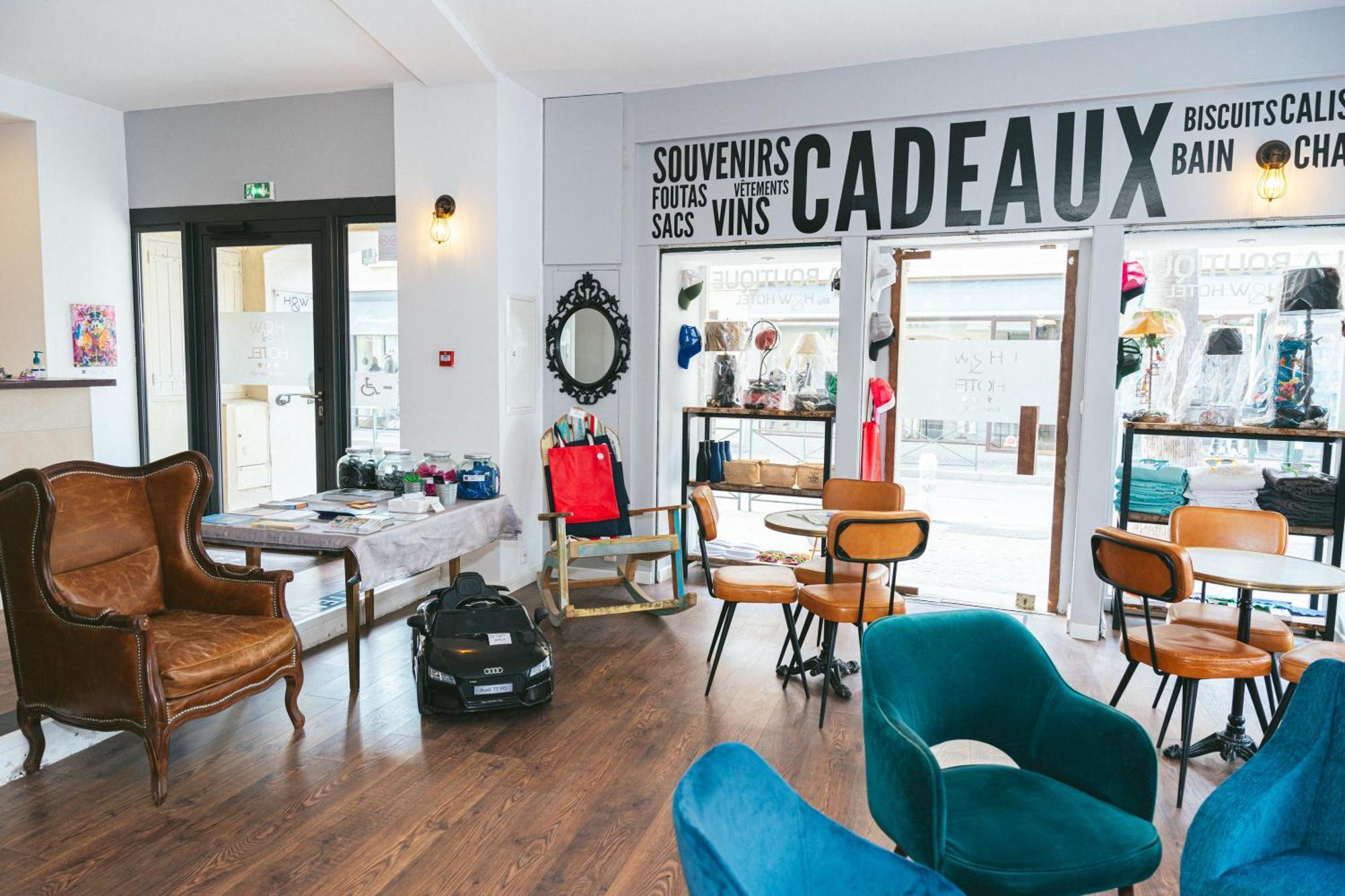 Holidays & Work Hotel Sanary-sur-Mer Extérieur photo