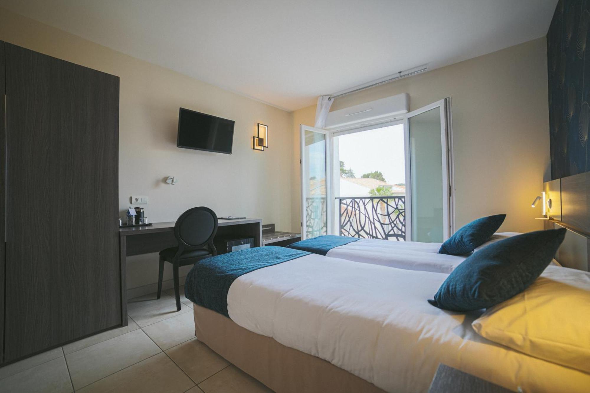 Holidays & Work Hotel Sanary-sur-Mer Extérieur photo
