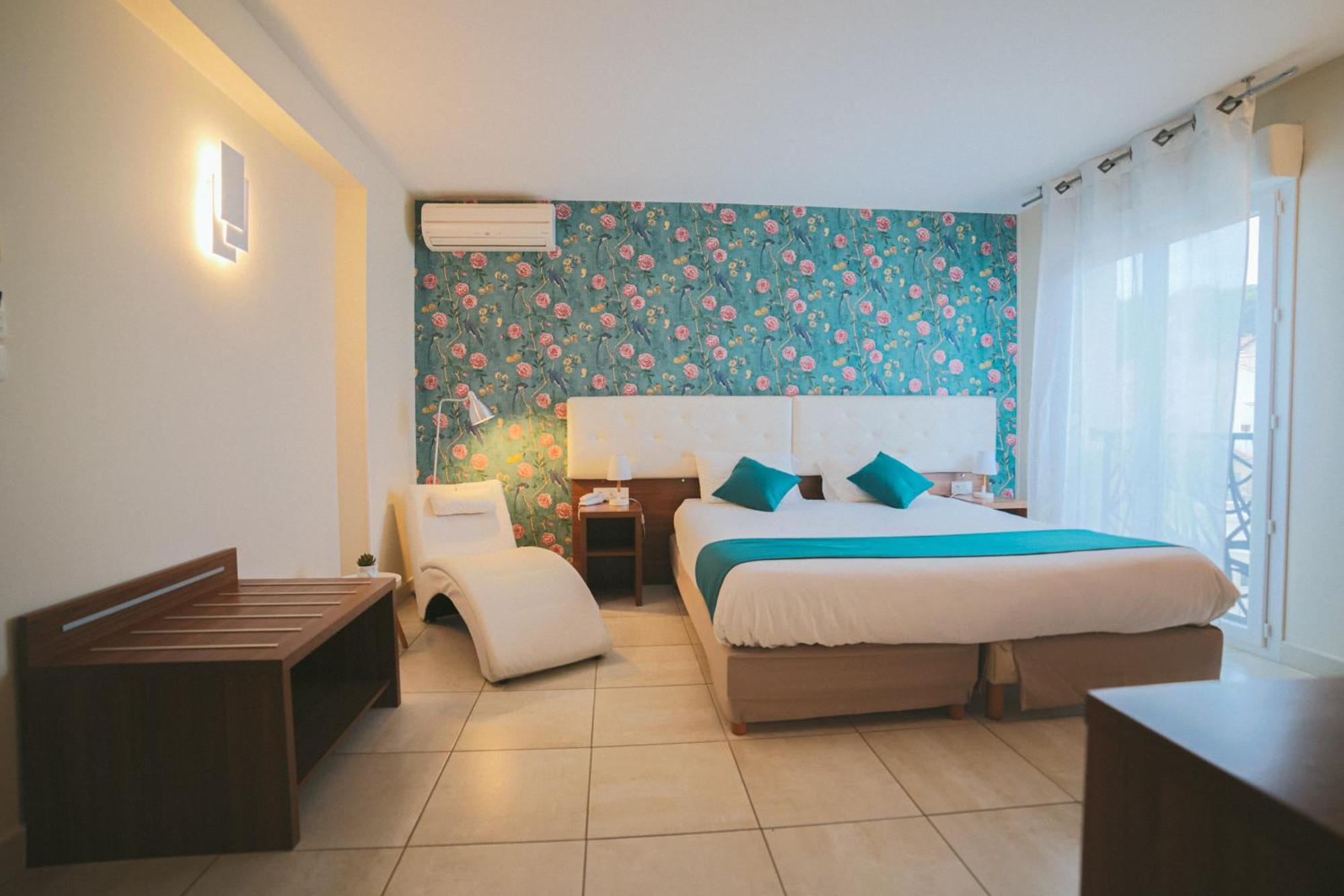 Holidays & Work Hotel Sanary-sur-Mer Extérieur photo