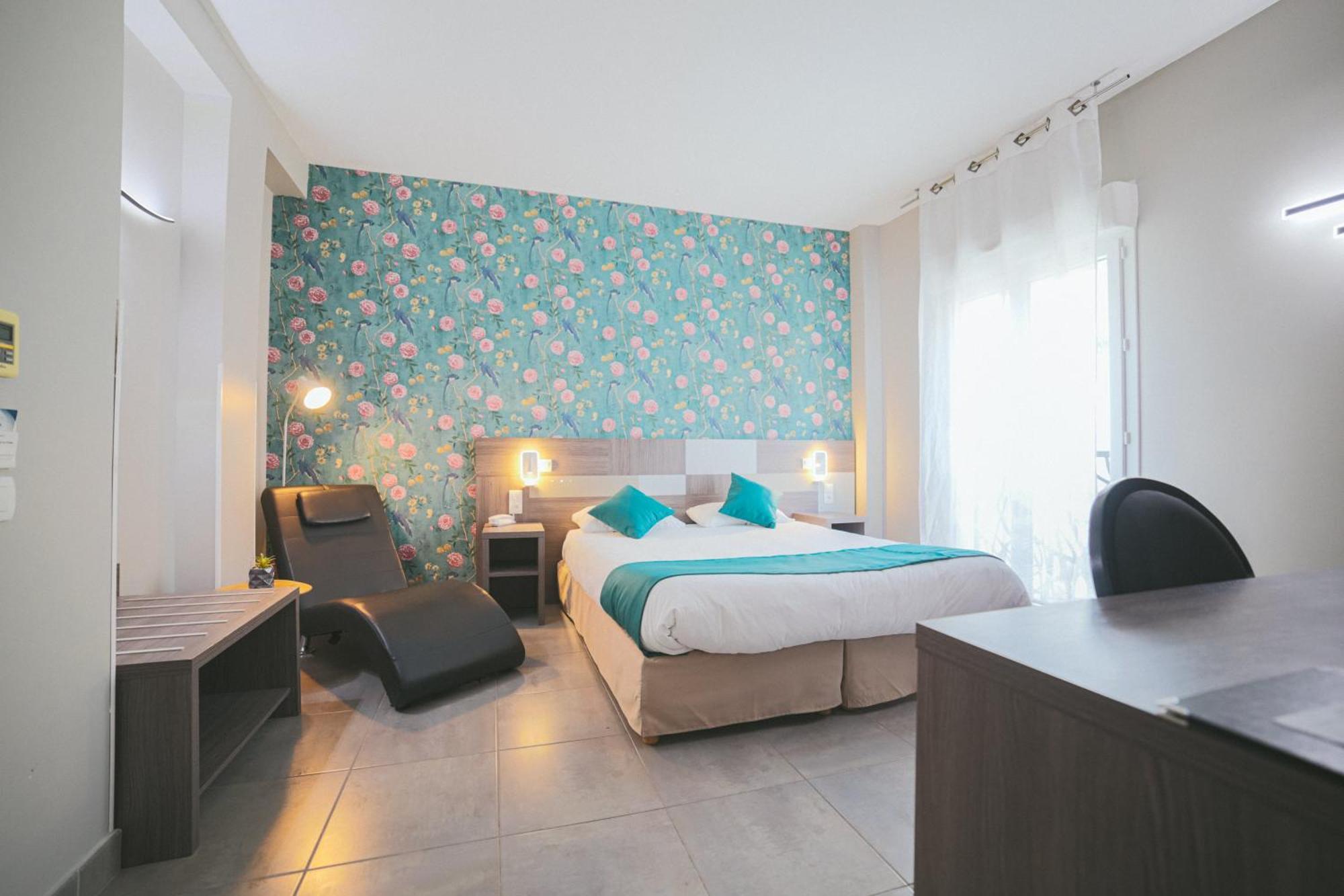 Holidays & Work Hotel Sanary-sur-Mer Extérieur photo