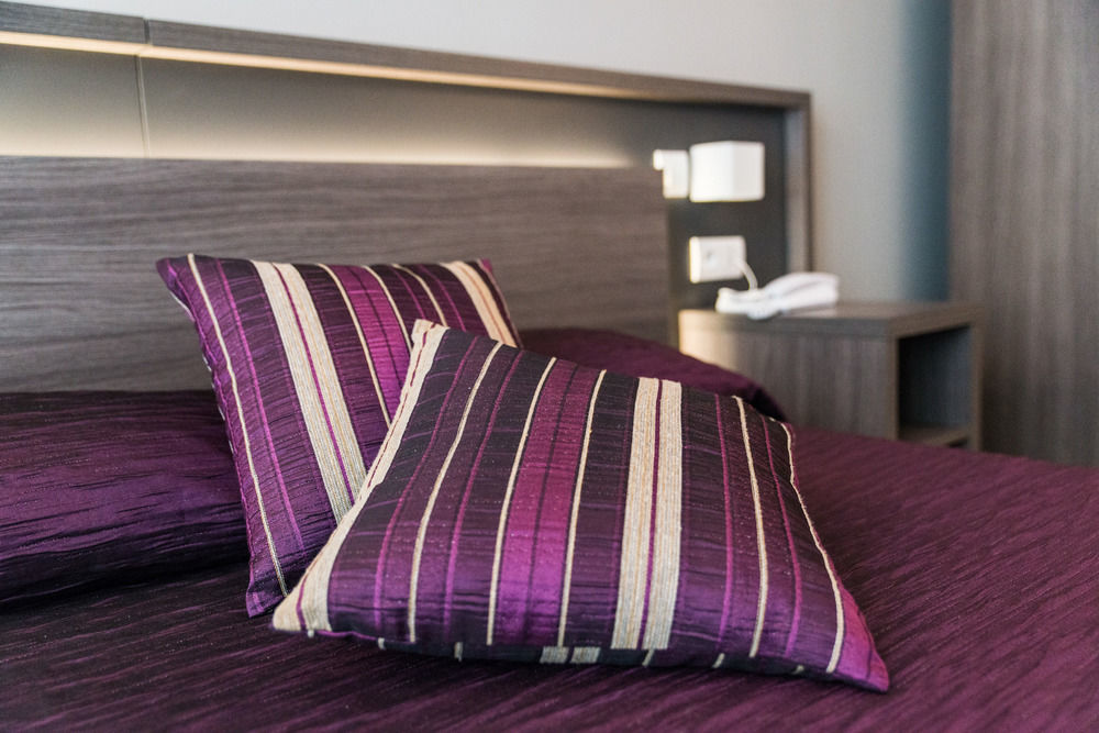 Holidays & Work Hotel Sanary-sur-Mer Extérieur photo