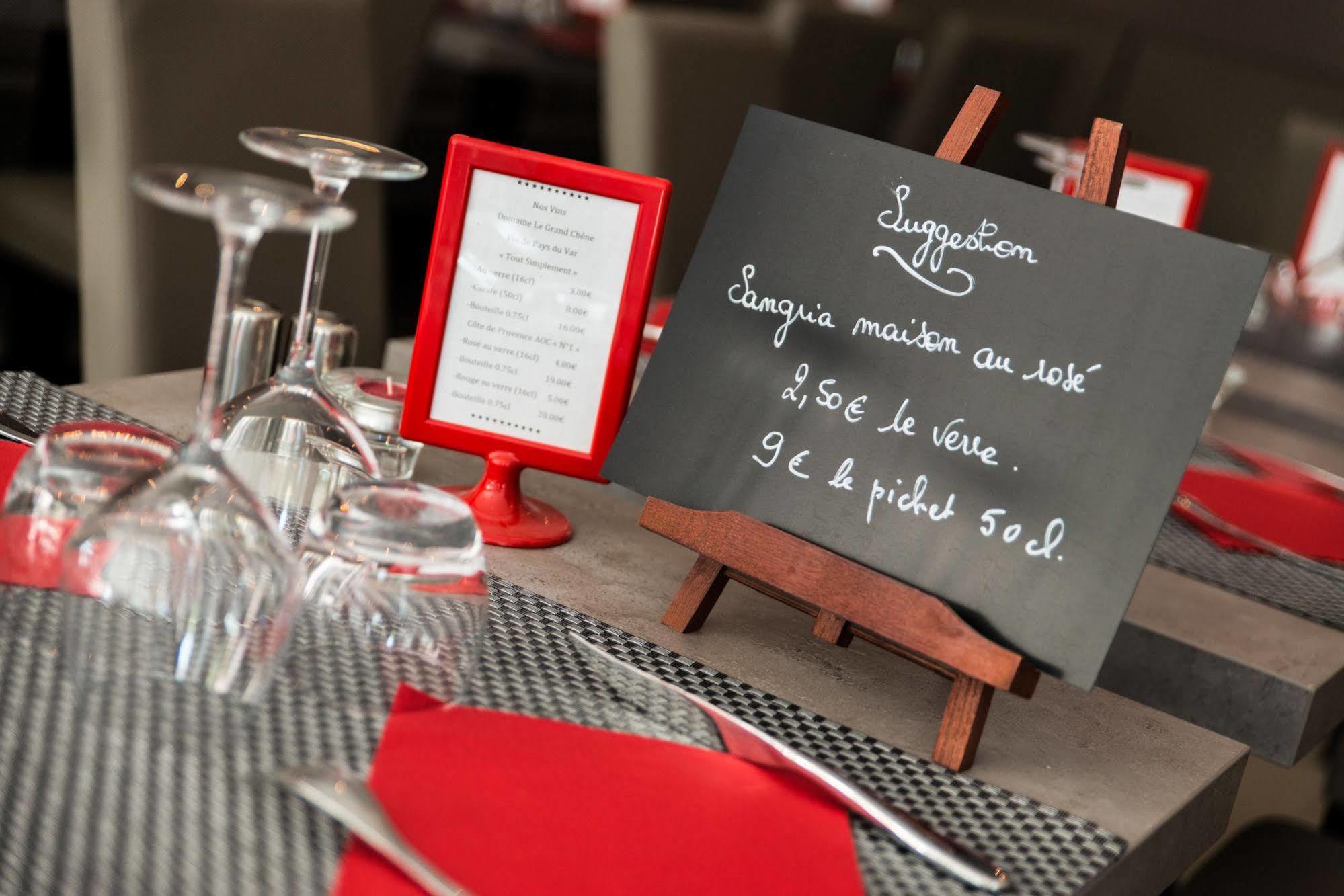 Holidays & Work Hotel Sanary-sur-Mer Extérieur photo