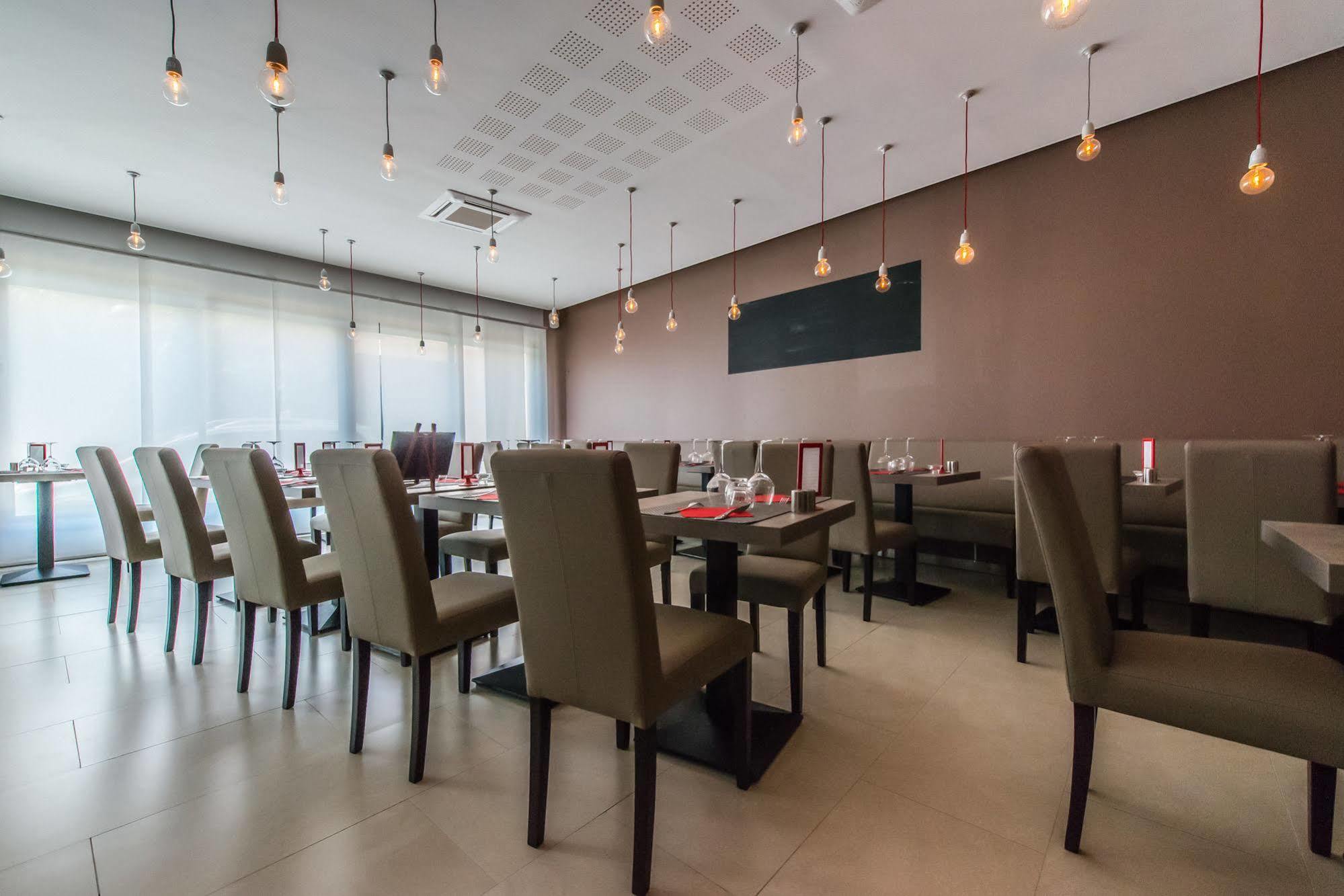 Holidays & Work Hotel Sanary-sur-Mer Extérieur photo